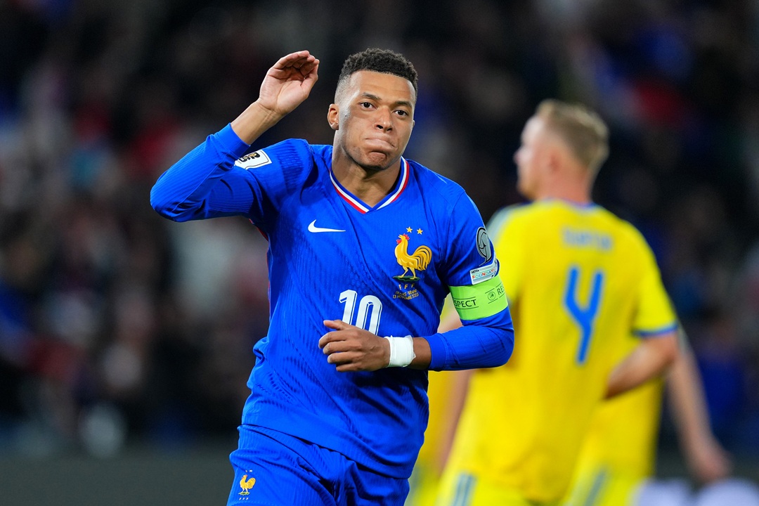 Francia aplasta a Ucrania con doblete de Mbappé y sella la clasificación al Mundial 2026
