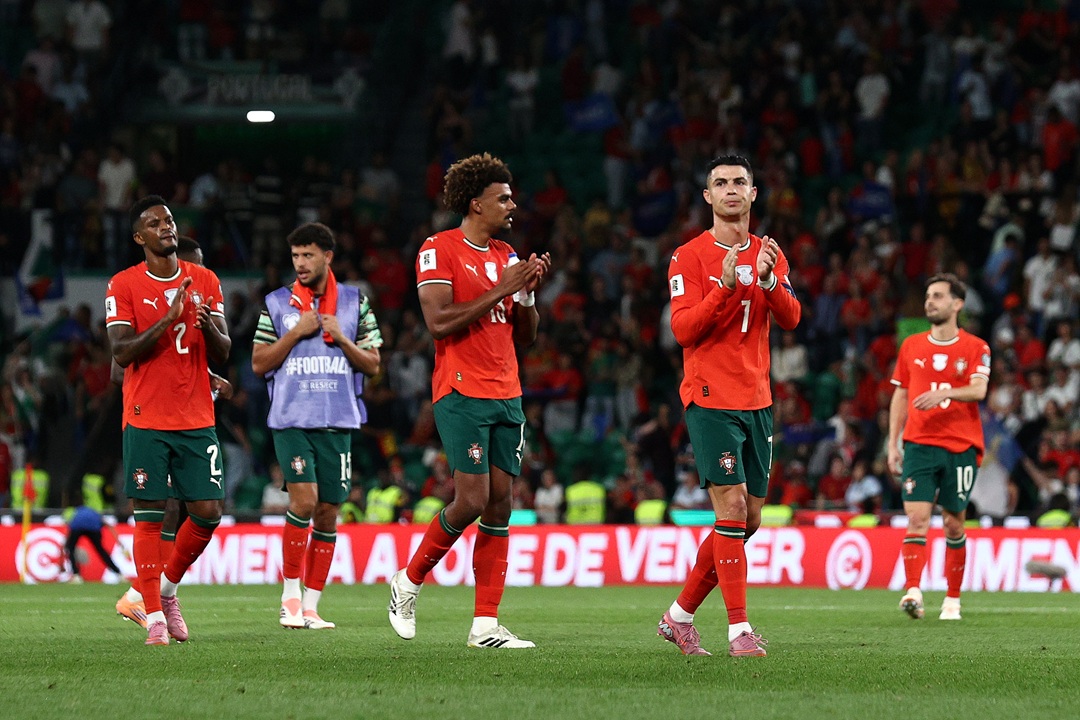 Portugal derrota a Irlanda pese al penal errado de Ronaldo y acaricia el Mundial 2026