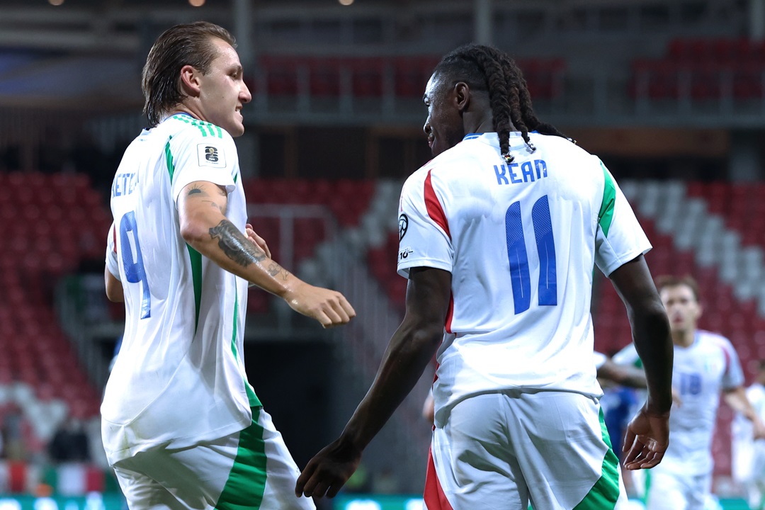 Italia derrota a Israel en un partido decisivo con cierre dramático