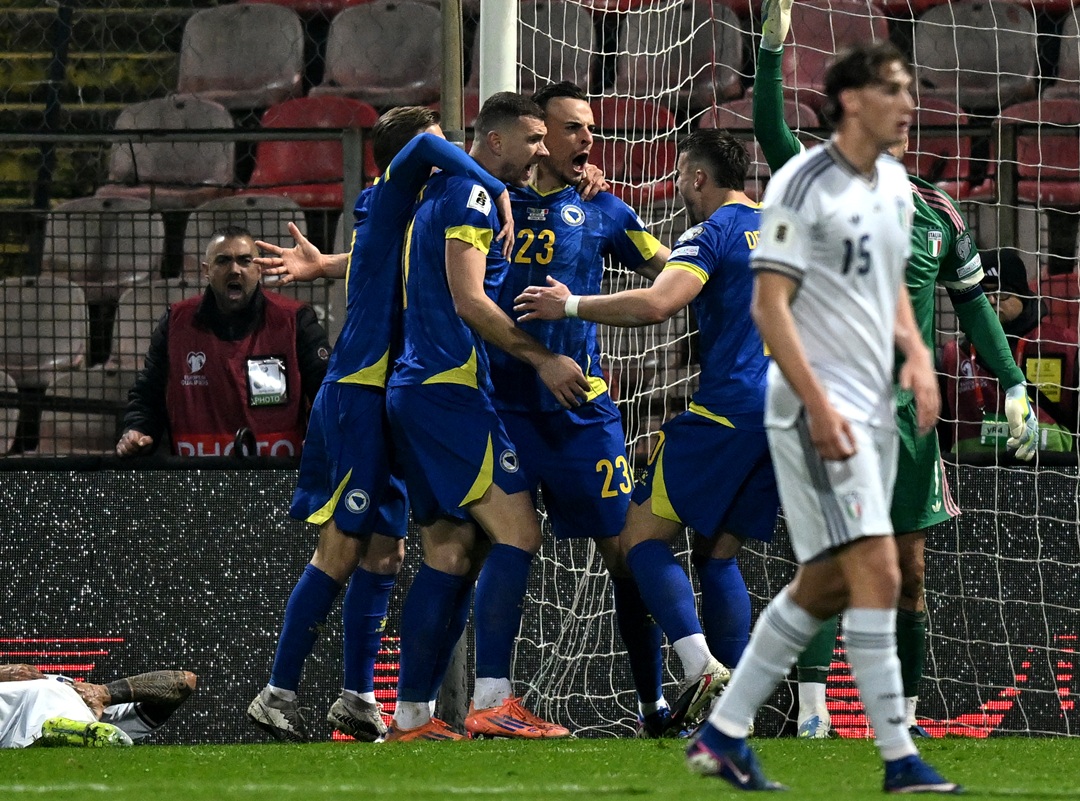 Bosnia se impone en los penales e Italia se queda sin Mundial por tercera vez consecutiva