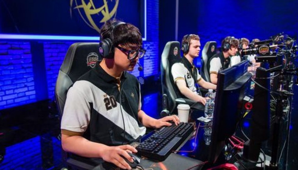 Cómo el esports llegó a entender que una gestión estable a veces vale más que una plantilla famosa