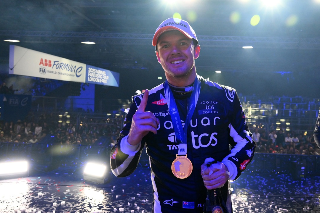 Nick Cassidy repite victoria en Londres y Porsche es campeón de la Fórmula E